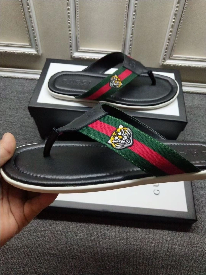 Efficient Gxccx Slippers 162775
