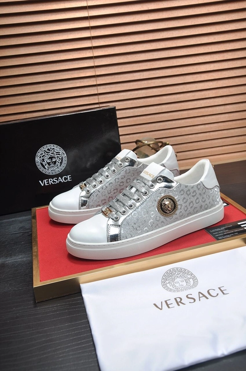 WellDesigned Gxvxnchy Sneakers 154307