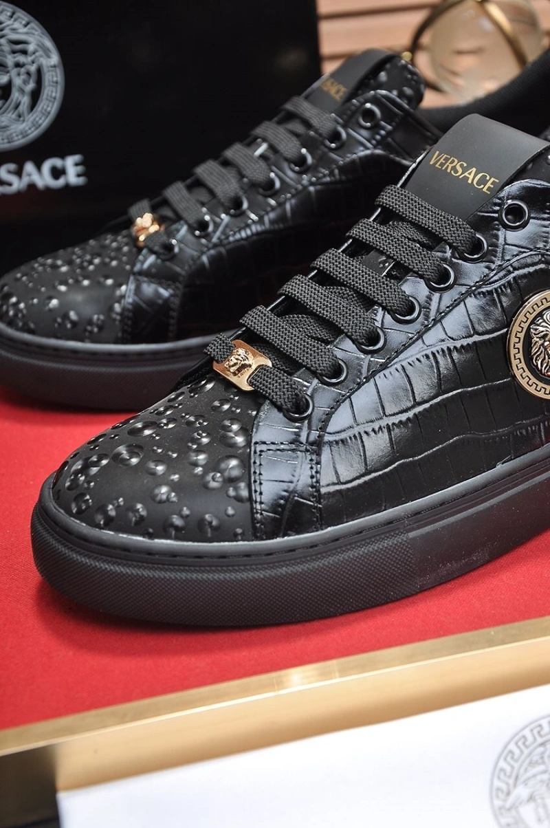 Affordable Gxvxnchy Sneakers 154310