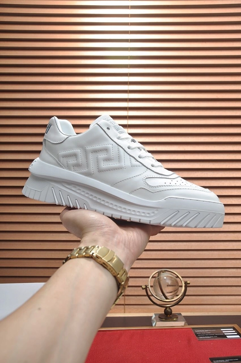 Modern Gxvxnchy Sneakers 154316