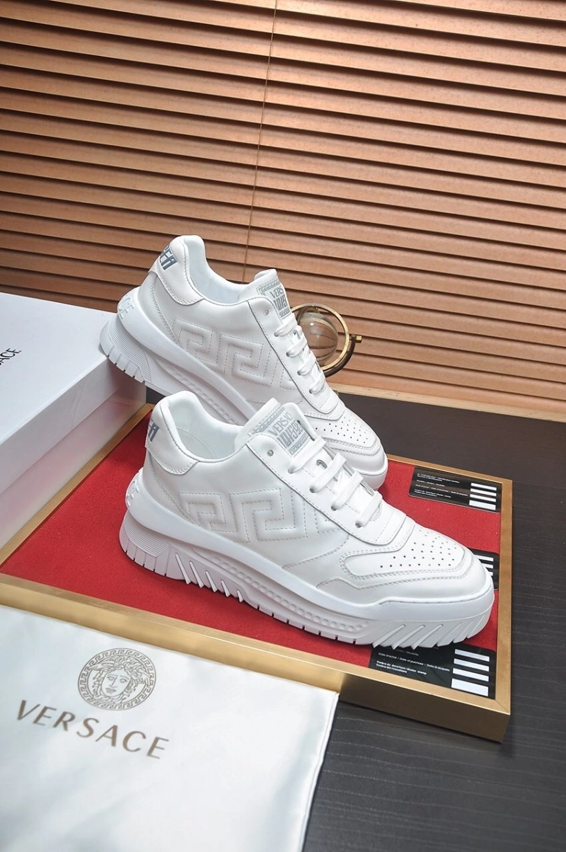 Modern Gxvxnchy Sneakers 154316