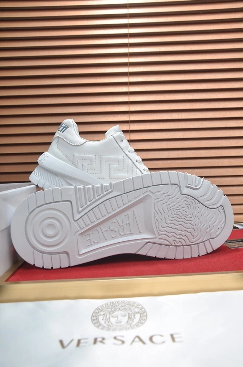 Modern Gxvxnchy Sneakers 154316