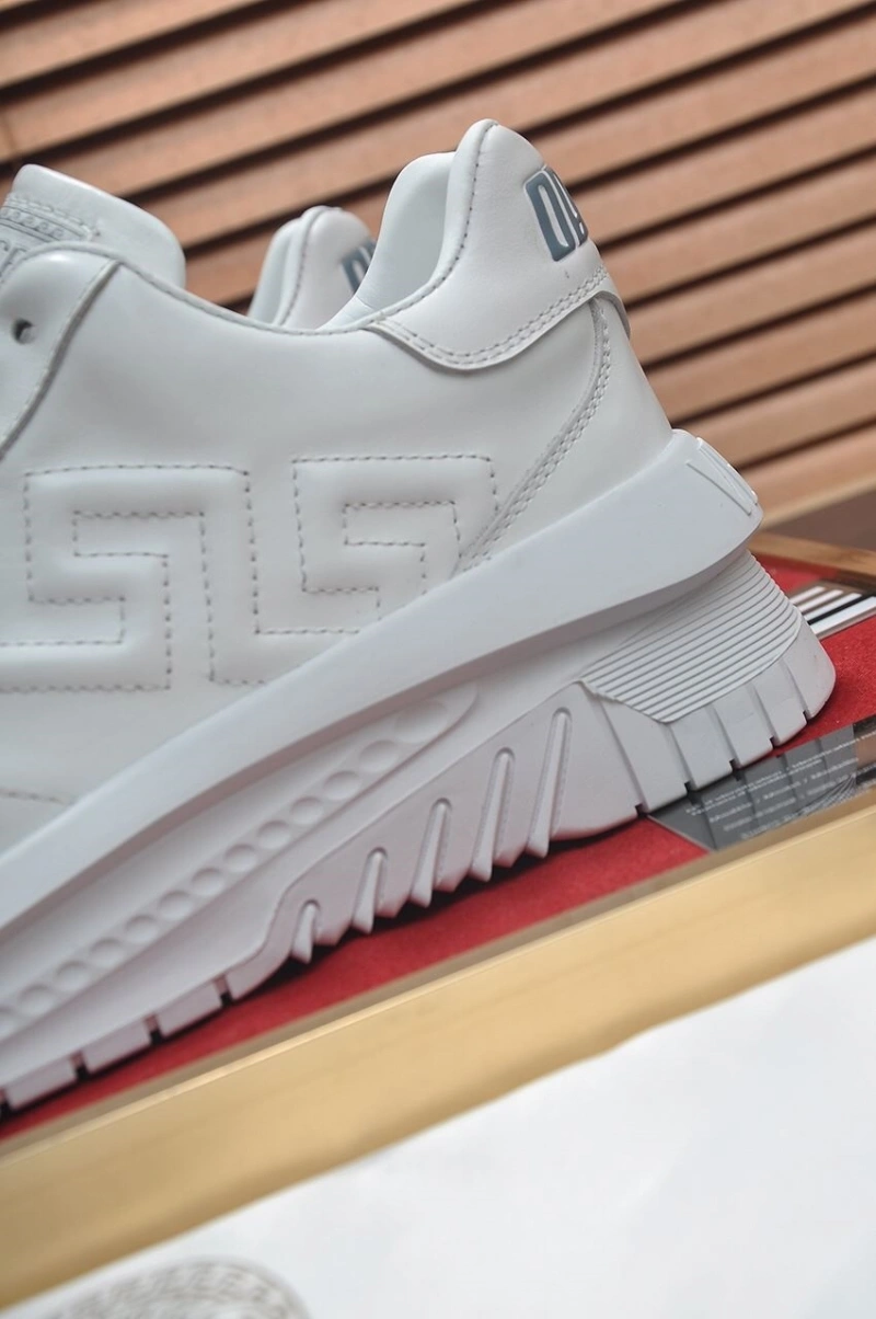 Modern Gxvxnchy Sneakers 154316
