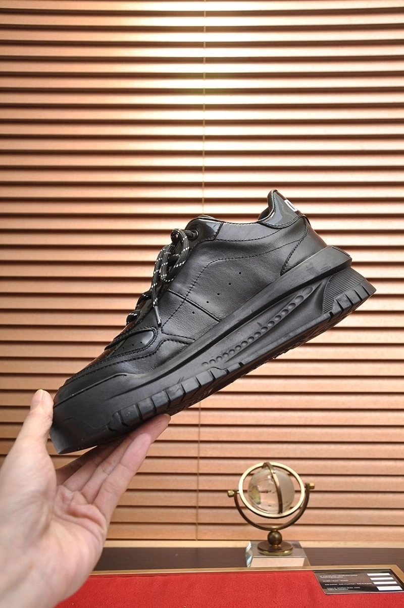 Gxvxnchy Sneakers Bold 154303