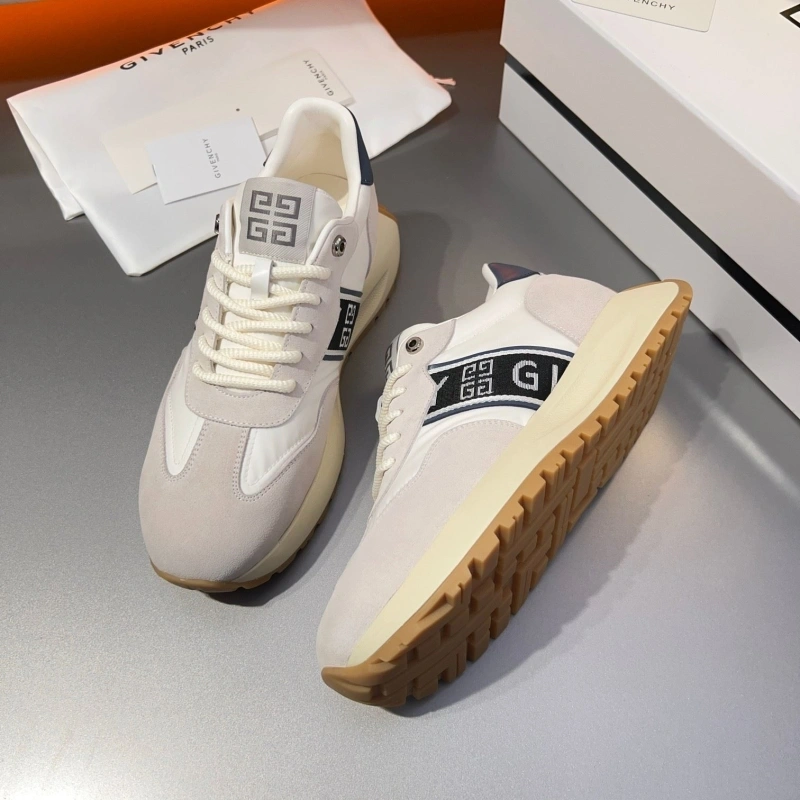 Gxvxnchy Sneakers Efficient 154301