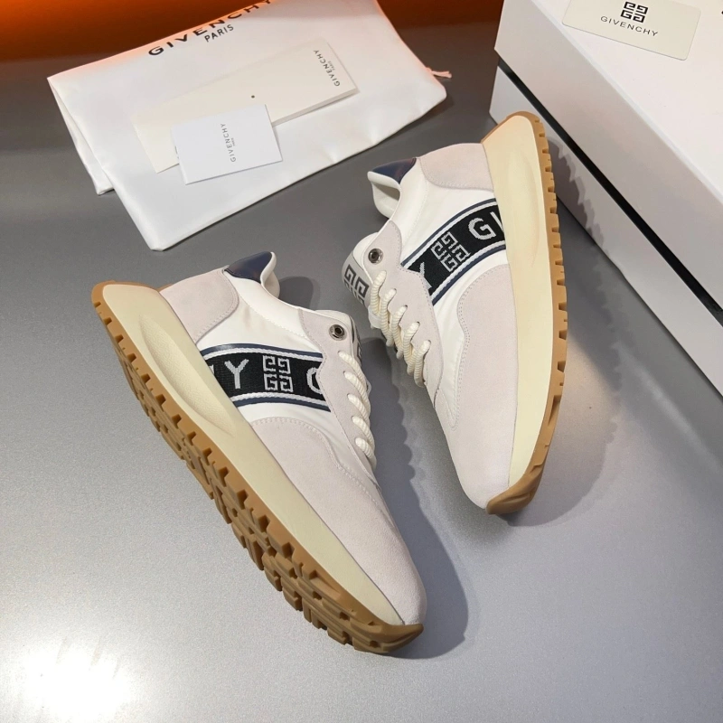 Gxvxnchy Sneakers Efficient 154301
