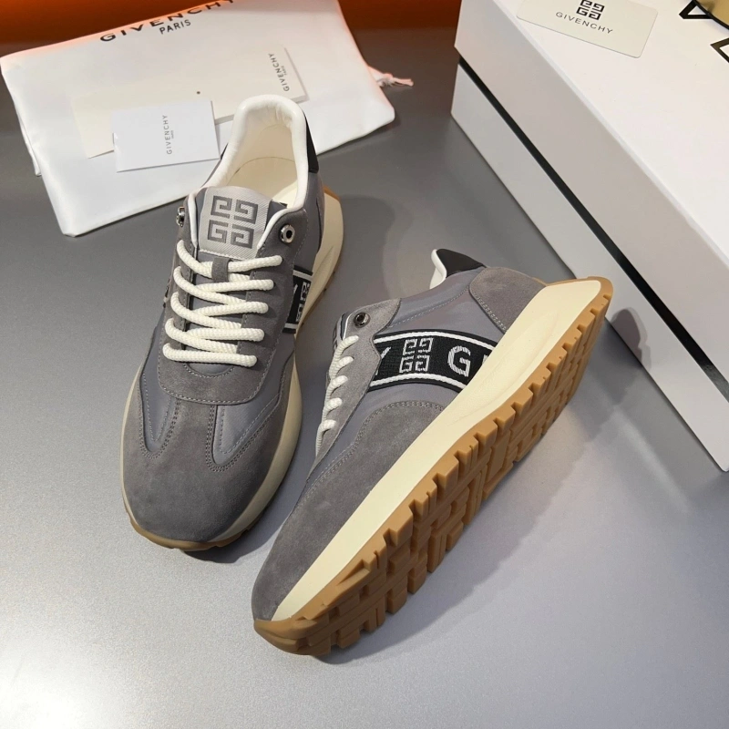Gxvxnchy Sneakers Practical 154298