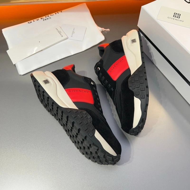 Gxvxnchy Sneakers Classic 154295