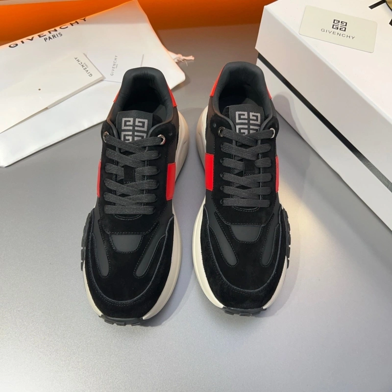 Gxvxnchy Sneakers Classic 154295