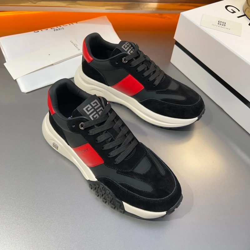 Gxvxnchy Sneakers Classic 154295