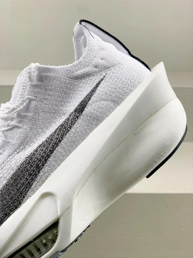 Functional Nxkx Sneakers 200111