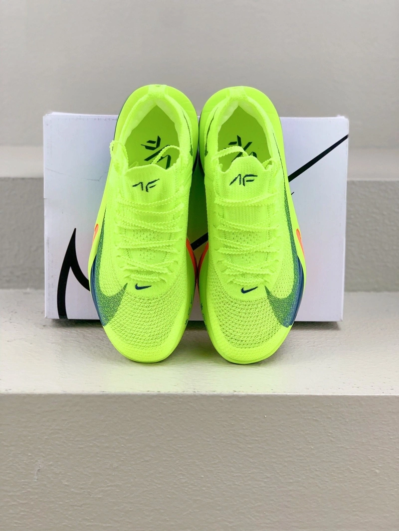 Minimalist Nxkx Sneakers 200109