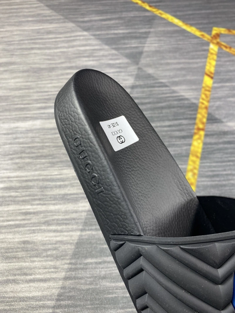 Gxccx Slippers Bright 162737
