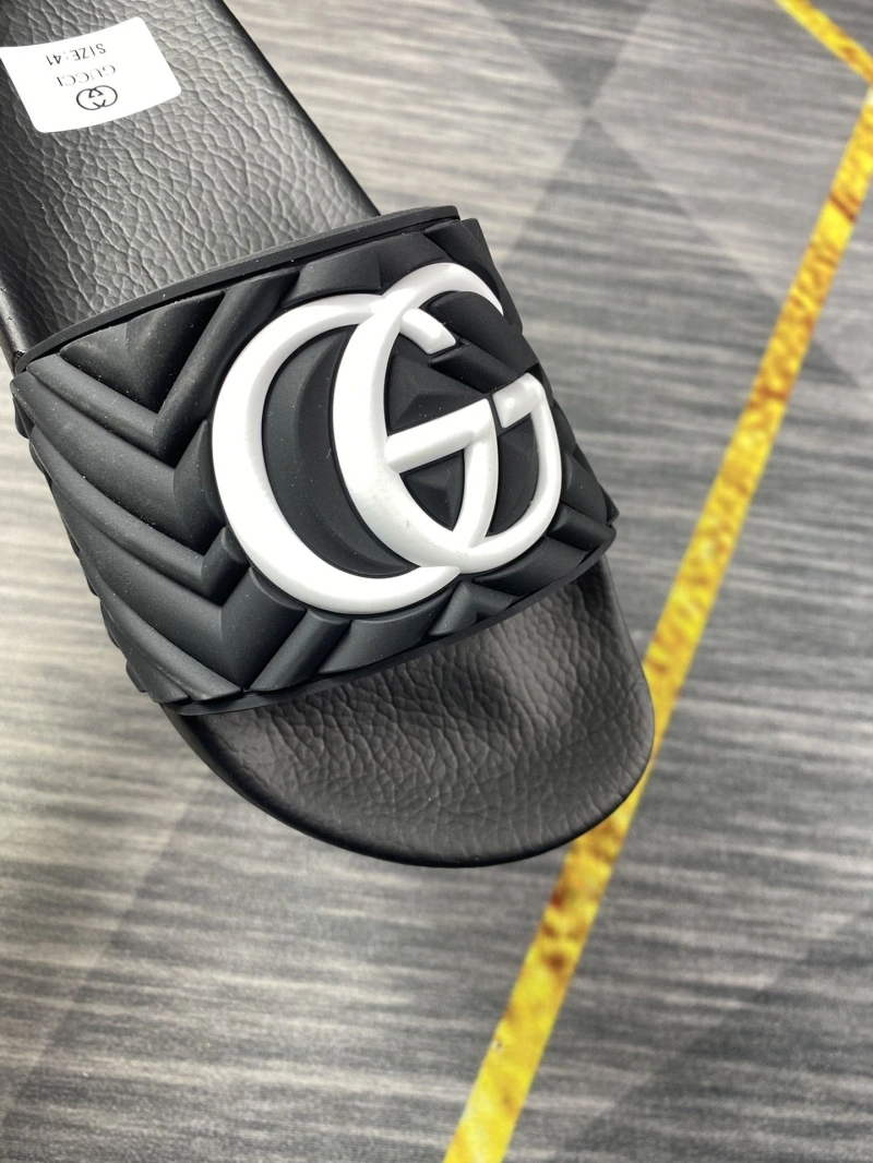 Elegant Gxccx Slippers 155036