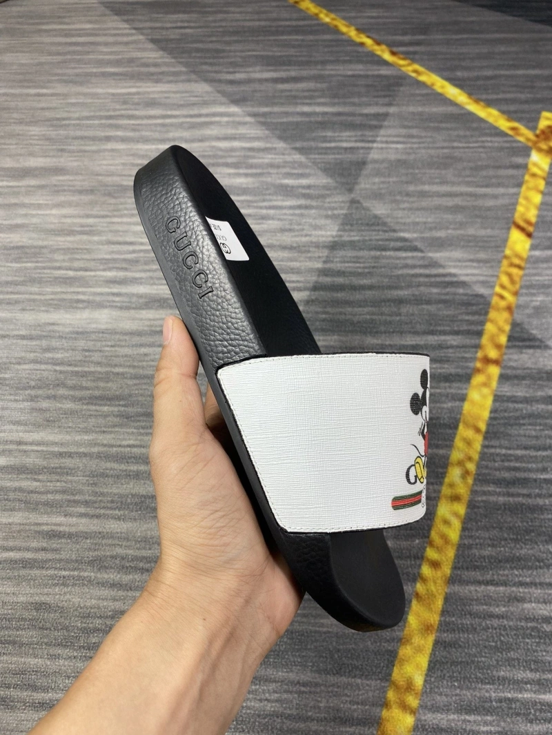 Sleek Gxccx Slippers 162714