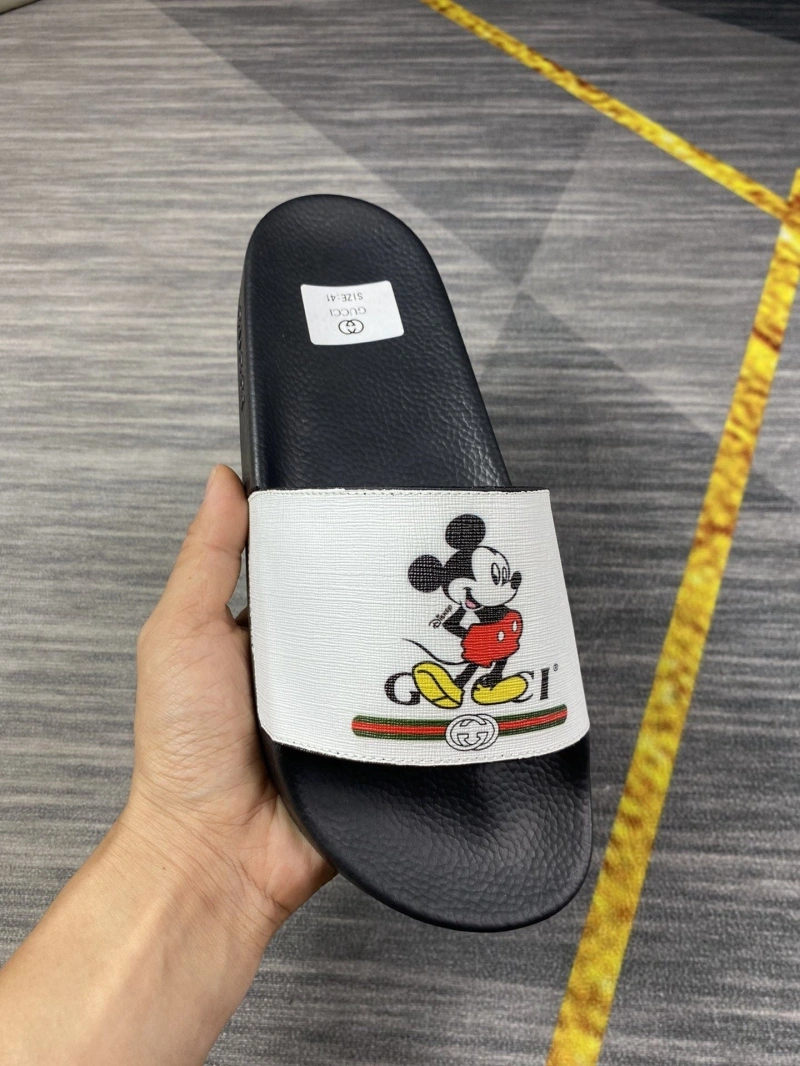 Sleek Gxccx Slippers 162714