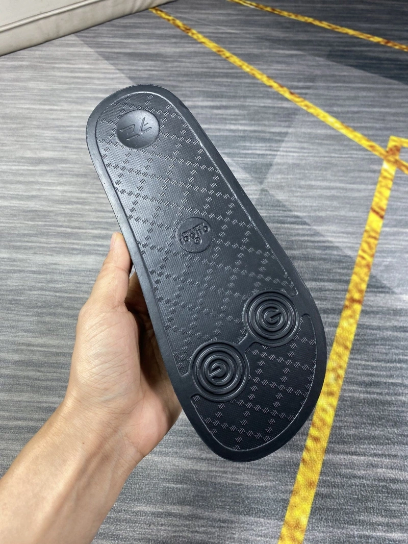Gxccx Slippers Flexible 162707