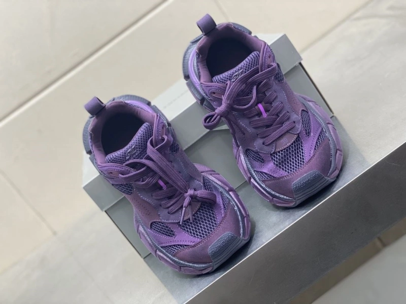 Sleek Bxlxnciaga Sneakers 110053