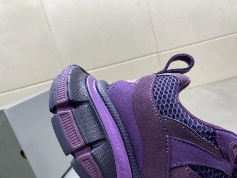 Sleek Bxlxnciaga Sneakers 110053
