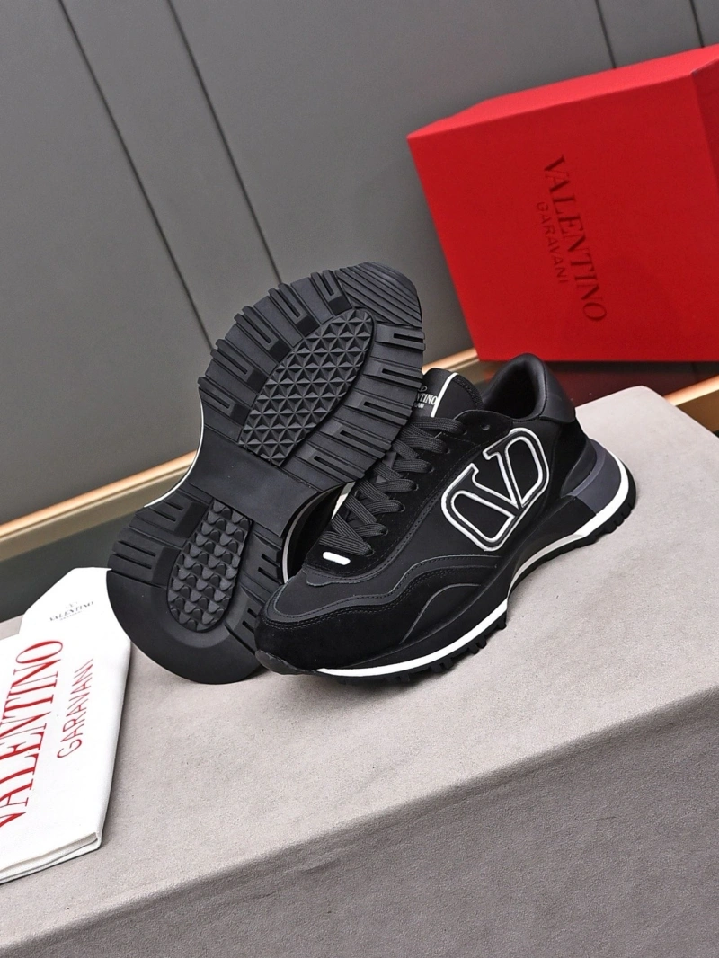 Classic Vxlxntino Sneakers 231597