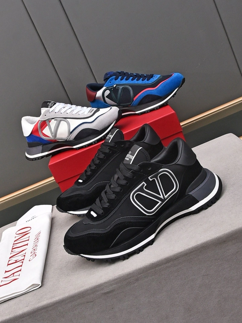 Classic Vxlxntino Sneakers 231597