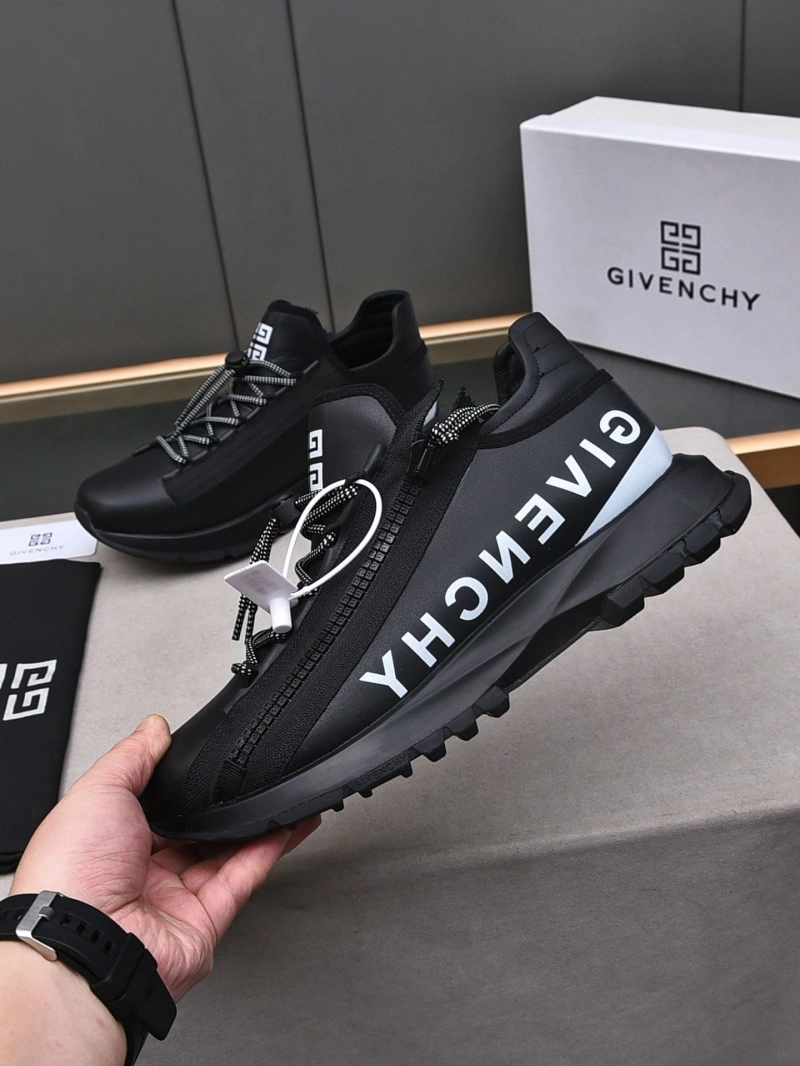Gxvxnchy Sneakers Cozy 154291