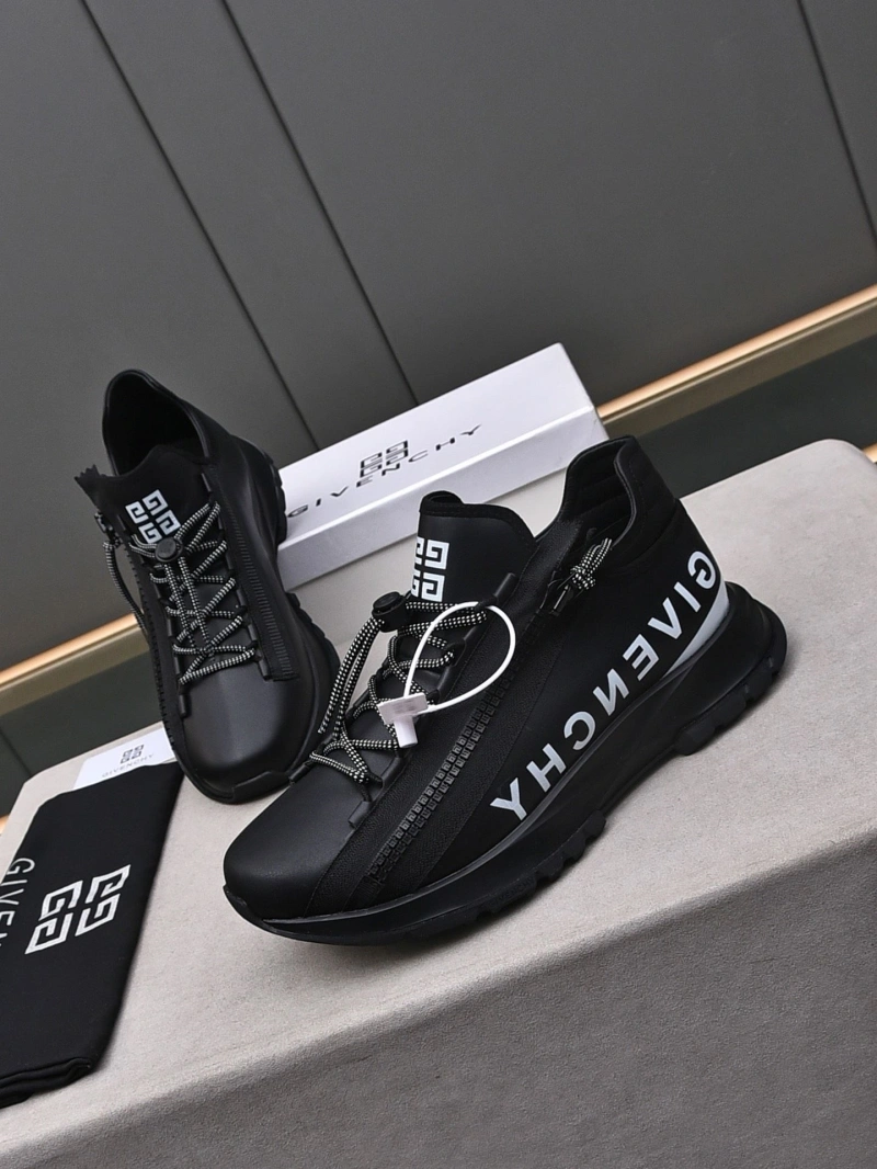 Gxvxnchy Sneakers Cozy 154291