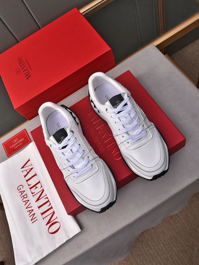 Modern Vxlxntino Sneakers 231590