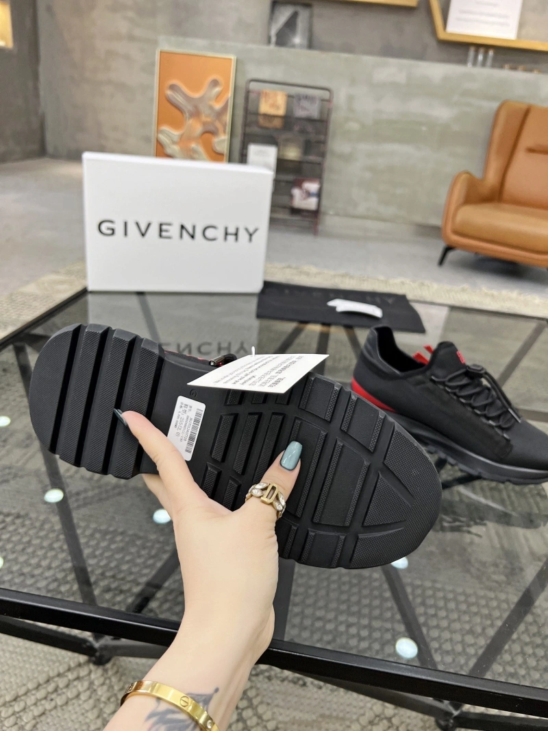 Gxvxnchy Sneakers Functional 154286