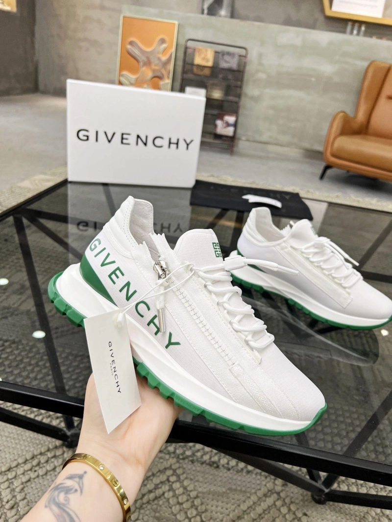 Gxvxnchy Sneakers Modern 154285