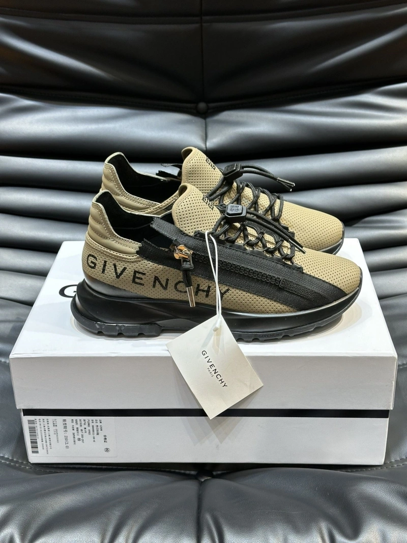 Gxvxnchy Sneakers GoAnywhere 154284
