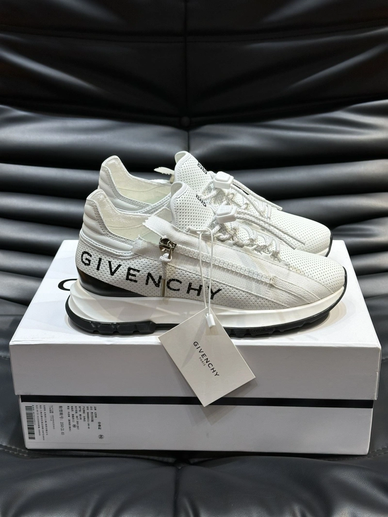 Affordable Gxvxnchy Sneakers 154280
