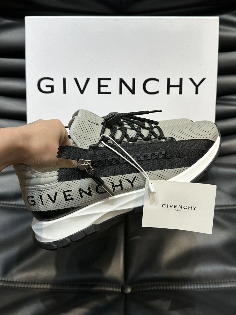 Gxvxnchy Sneakers Functional 154279