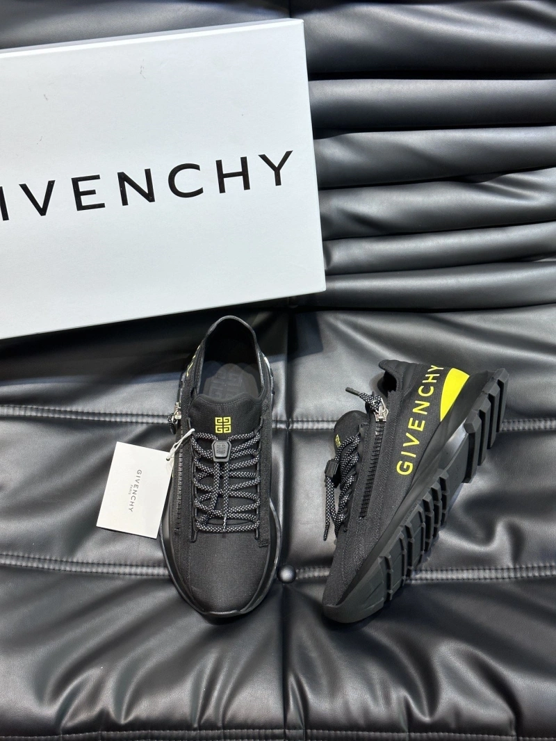 Gxvxnchy Sneakers Flexible 154272