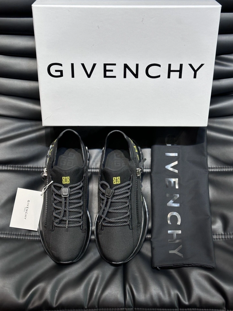 Gxvxnchy Sneakers Flexible 154272
