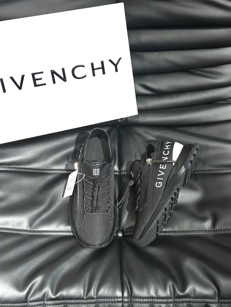Gxvxnchy Sneakers ModernLook 154274