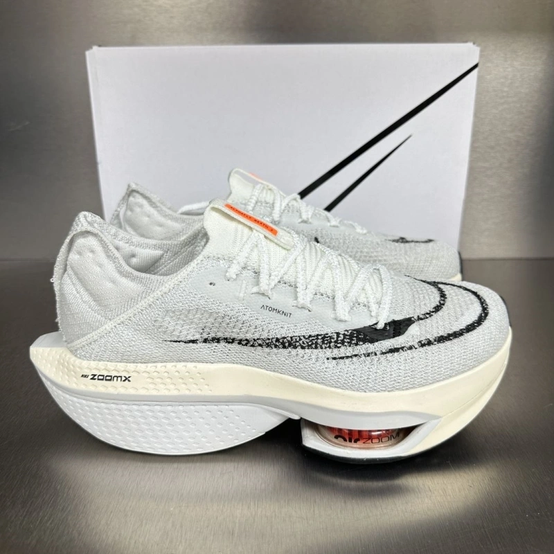Resilient Nxkx Sneakers 200066