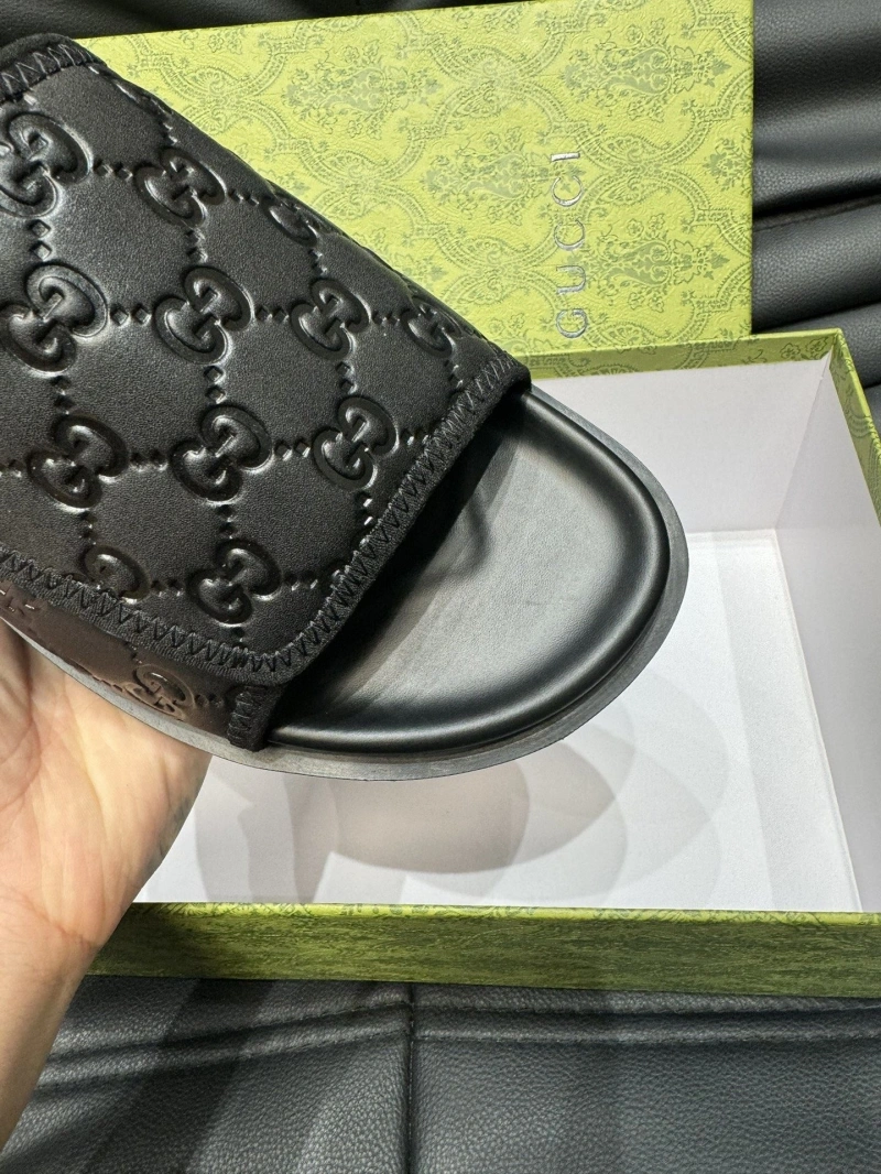 Sleek Gxccx Slippers 162688
