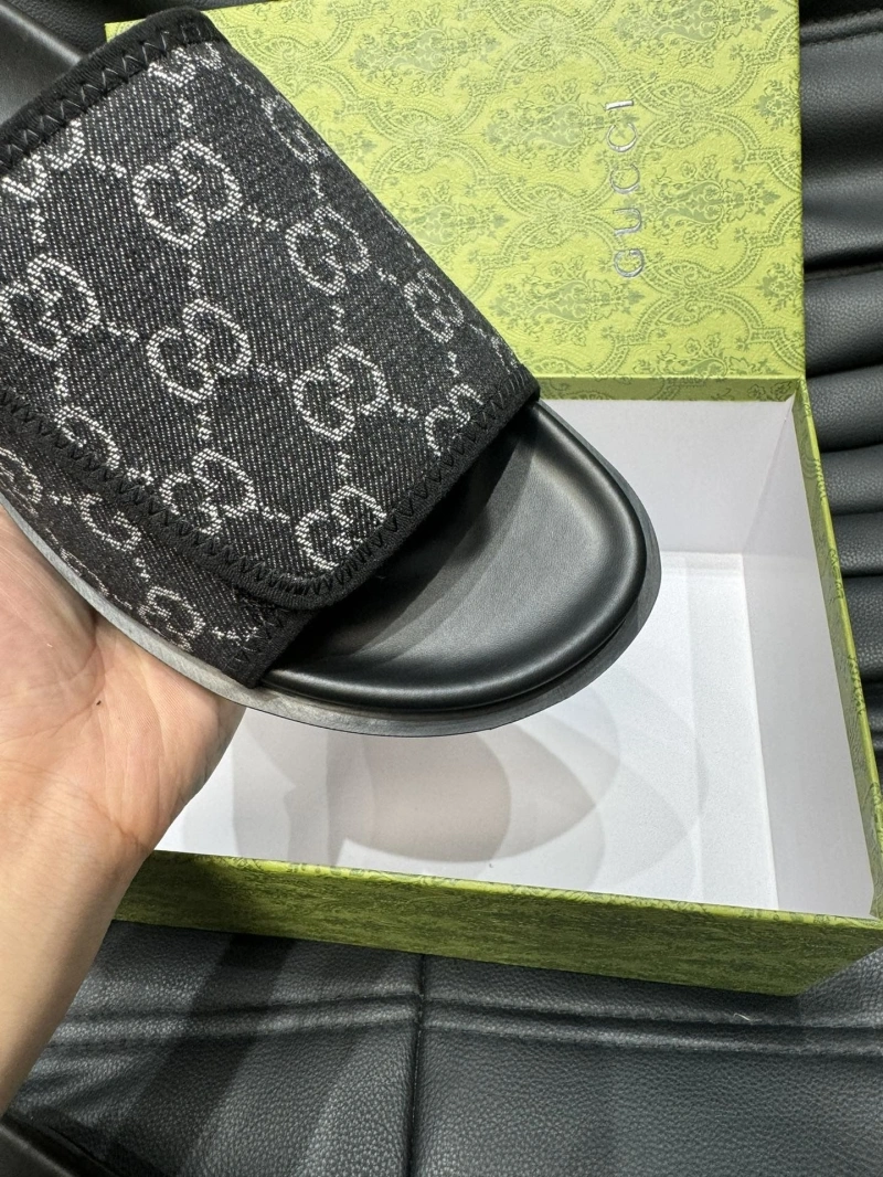 Trendy Gxccx Slippers 162687