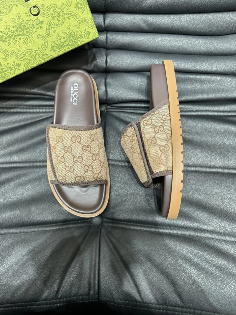 Flexible Gxccx Slippers 162686