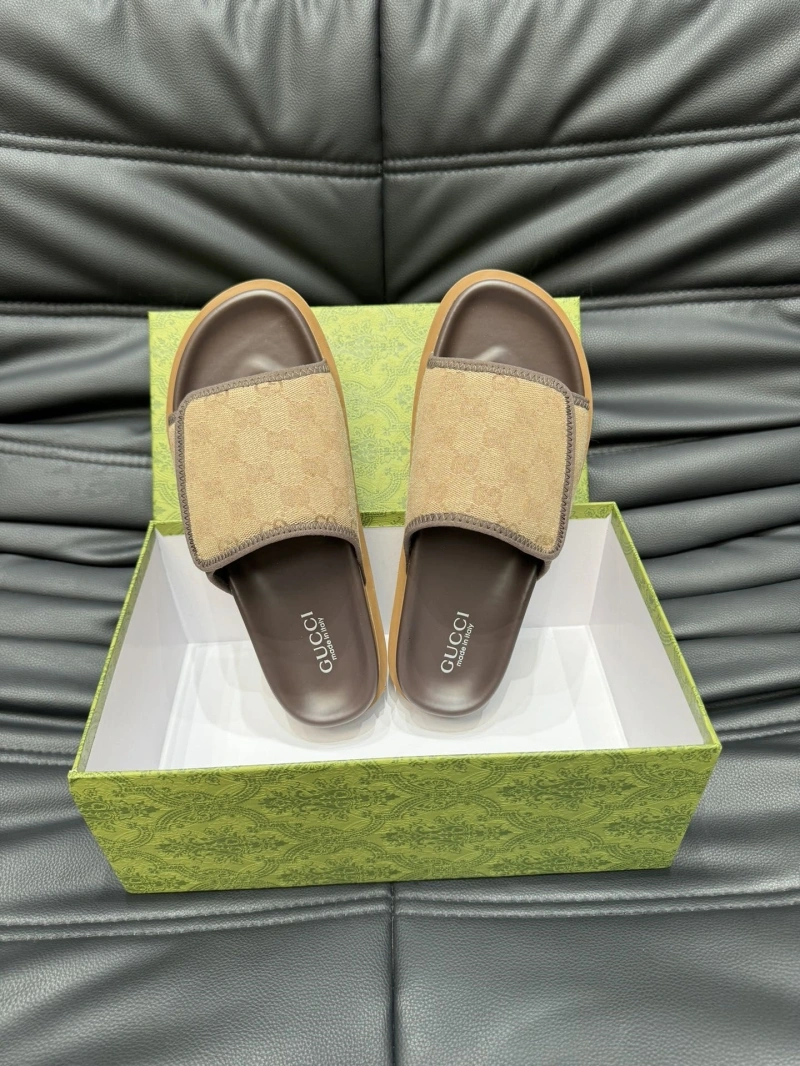 Flexible Gxccx Slippers 162686