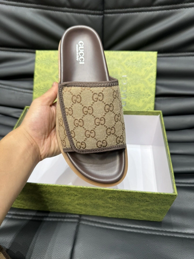 Flexible Gxccx Slippers 162686