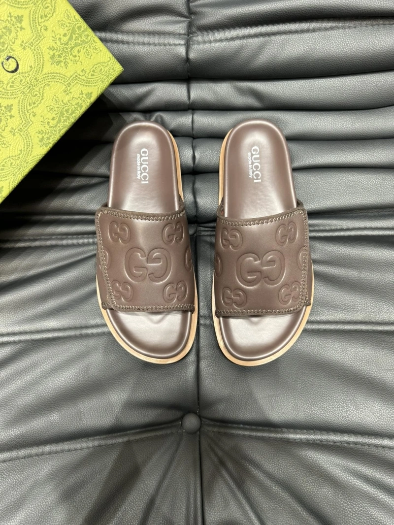 Affordable Gxccx Slippers 164330