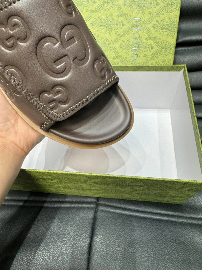 Affordable Gxccx Slippers 164330