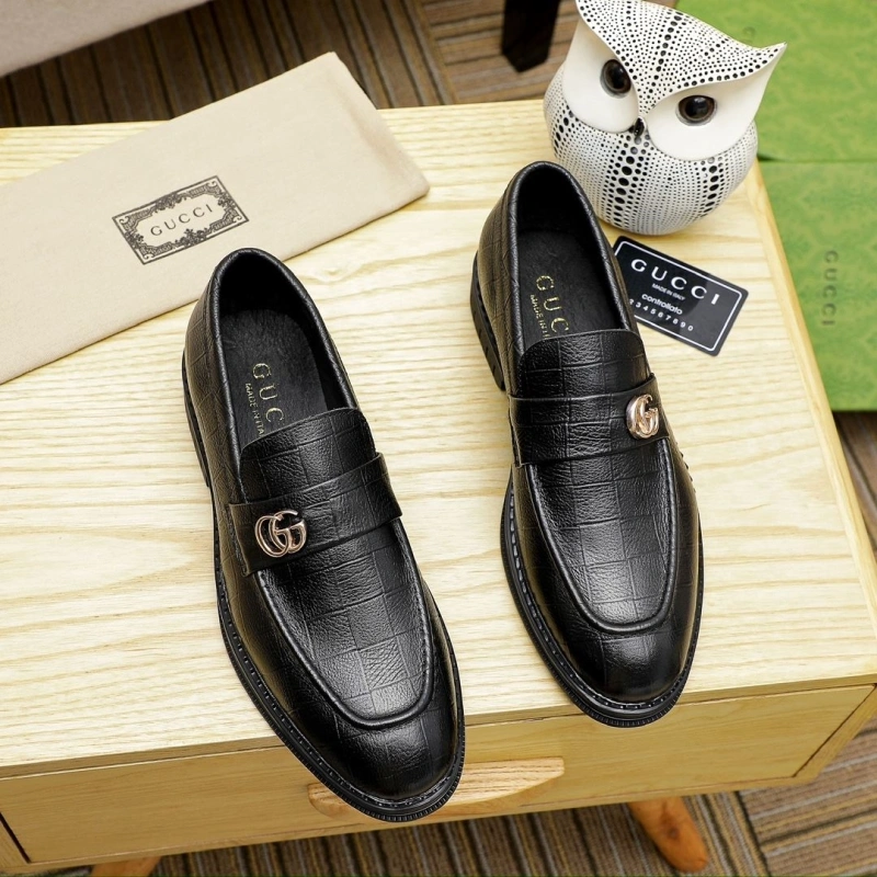 Elegant Gxccx Leather Shoes 163208