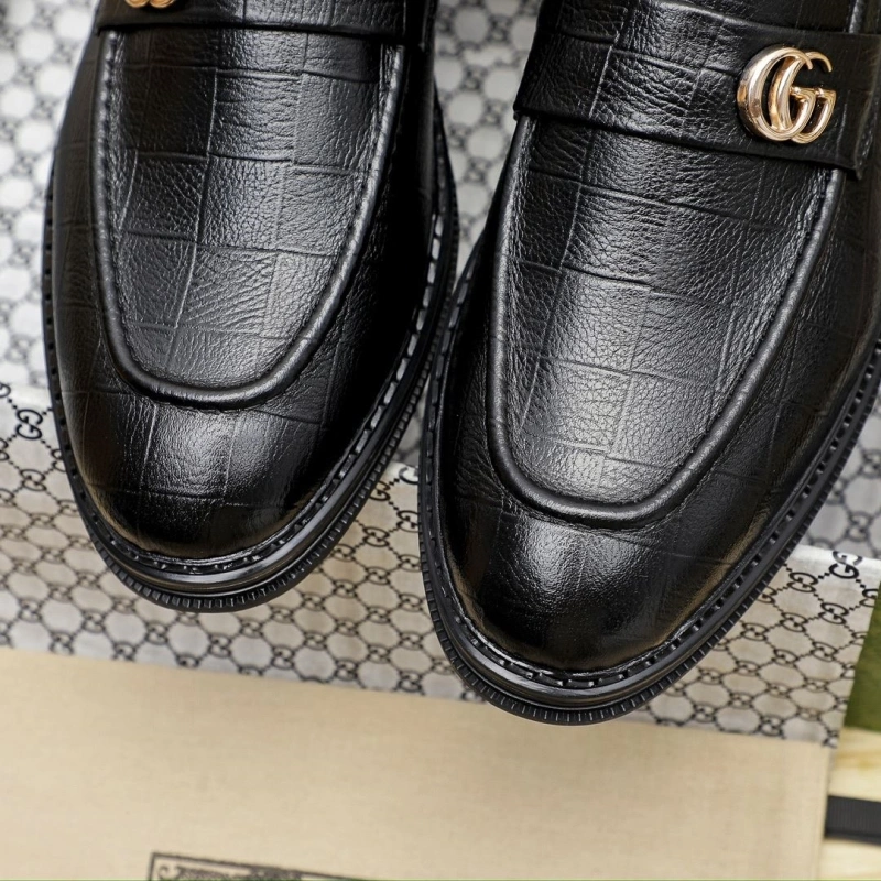 Elegant Gxccx Leather Shoes 163208