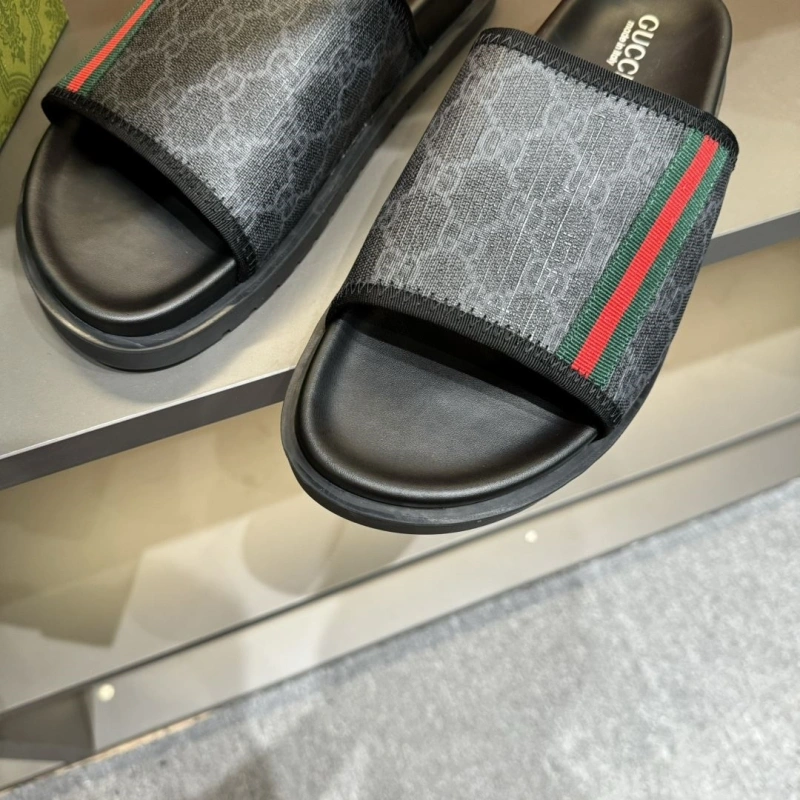 Vibrant Gxccx Slippers 164248