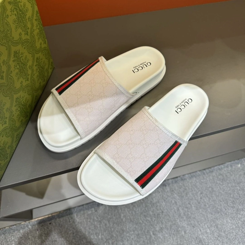 Gxccx Slippers Flexible 164266