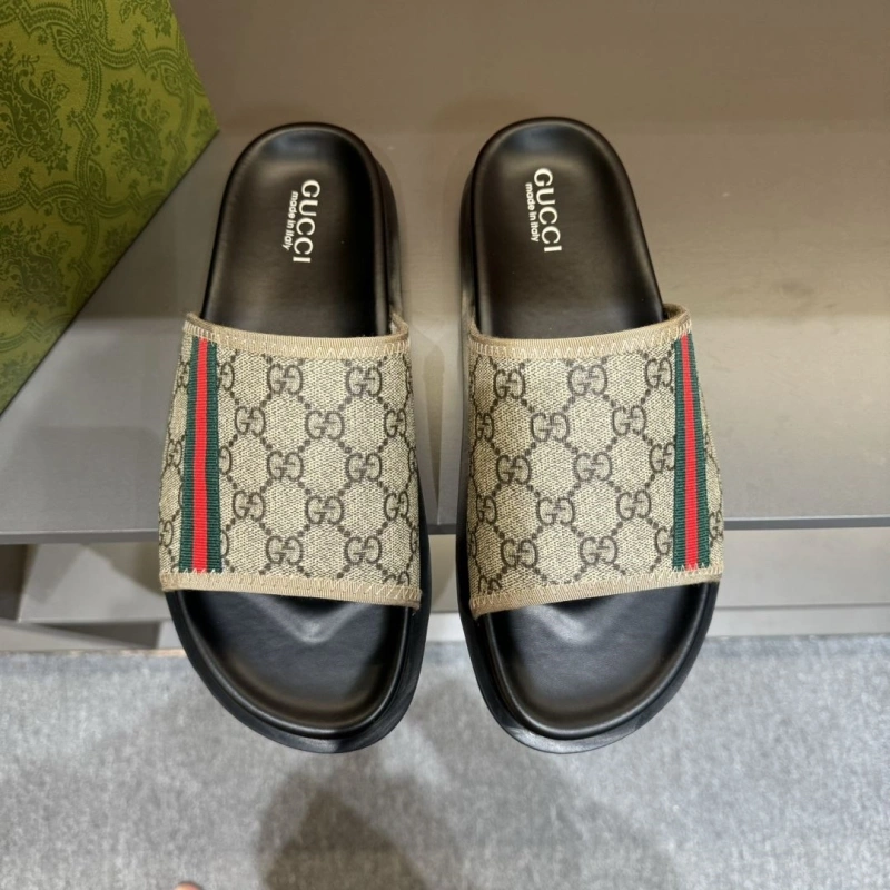 Vibrant Gxccx Slippers 164276