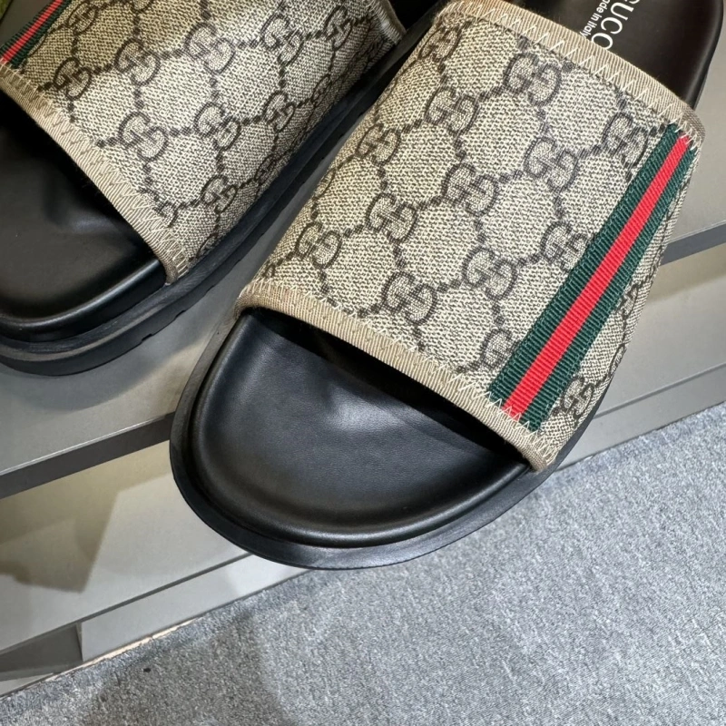 Vibrant Gxccx Slippers 164276